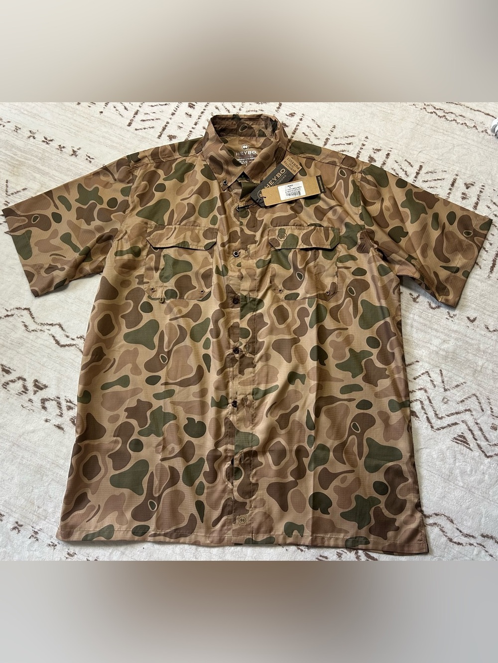 HEYBO Outdoors Camo Button Up Fishing Hunting Shirt NWT Small